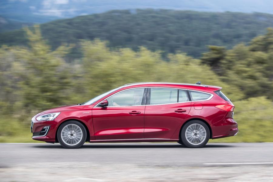  Ford Focus Vignale Turnier 2018 года  (WW) (фото 22 из 40)